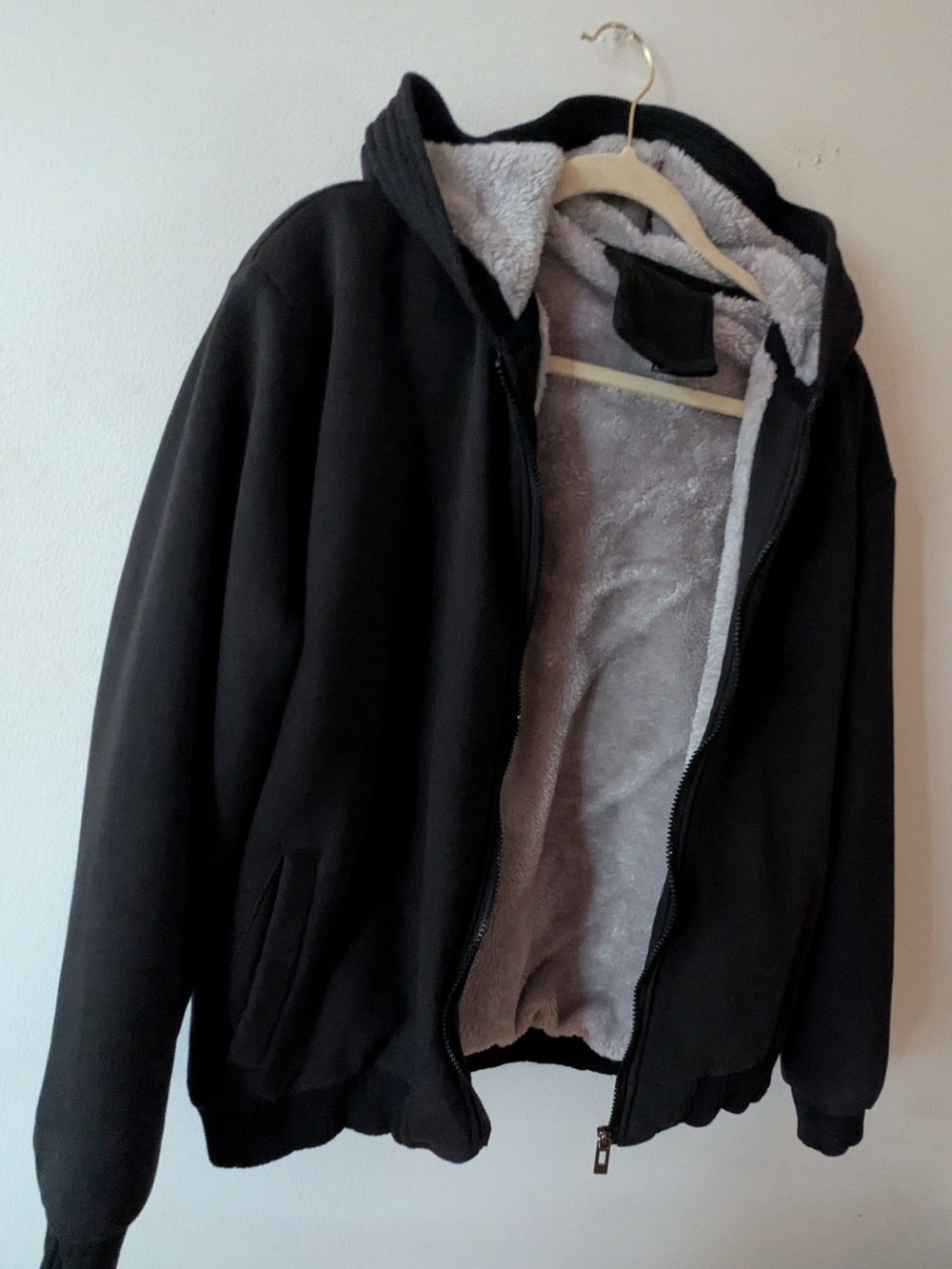 Women's  Black Sherpa-Lined Hooded Warm Winter  Jacket 2XL
